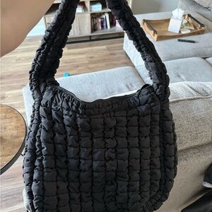Universal Thread Black Textured Hobo Bag